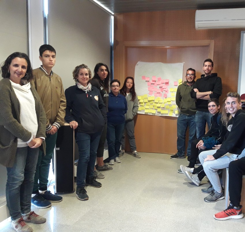 El ayuntamiento de Riba-roja de T�ria apoya la formaci�n emprendedora en el IES El Quint