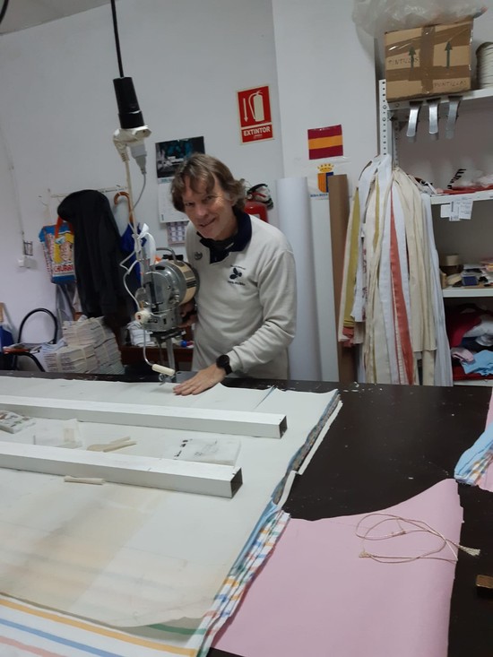 Noventa voluntarias concluyen la confecci�n de 45.000 mascarillas para la poblaci�n de Riba-roja