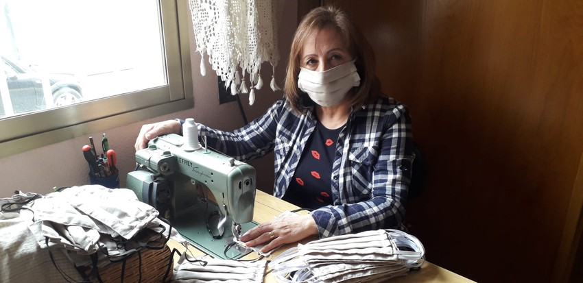 Noventa voluntarias concluyen la confecci�n de 45.000 mascarillas para la poblaci�n de Riba-roja