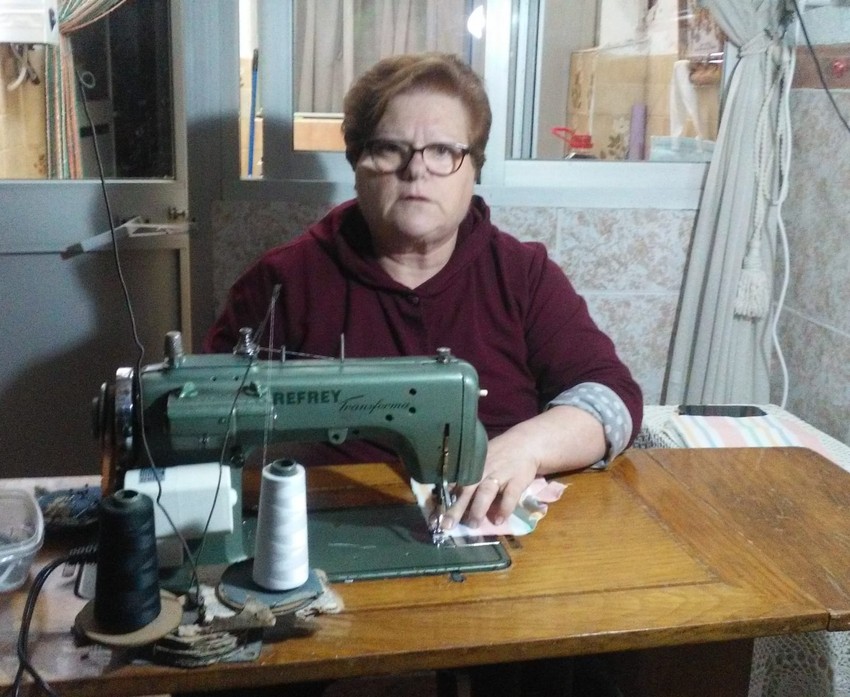 Noventa voluntarias concluyen la confecci�n de 45.000 mascarillas para la poblaci�n de Riba-roja