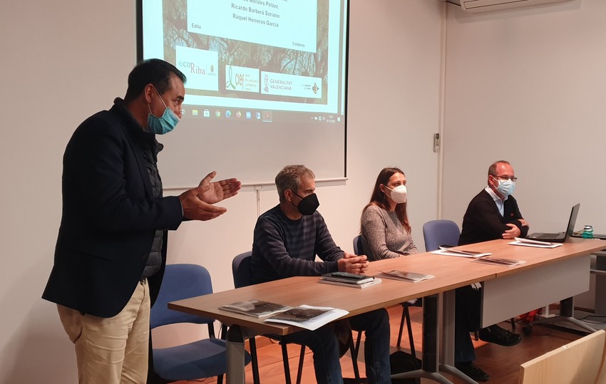 Riba-roja presenta su segunda publicaci�n sobre arbolado monumental y singular