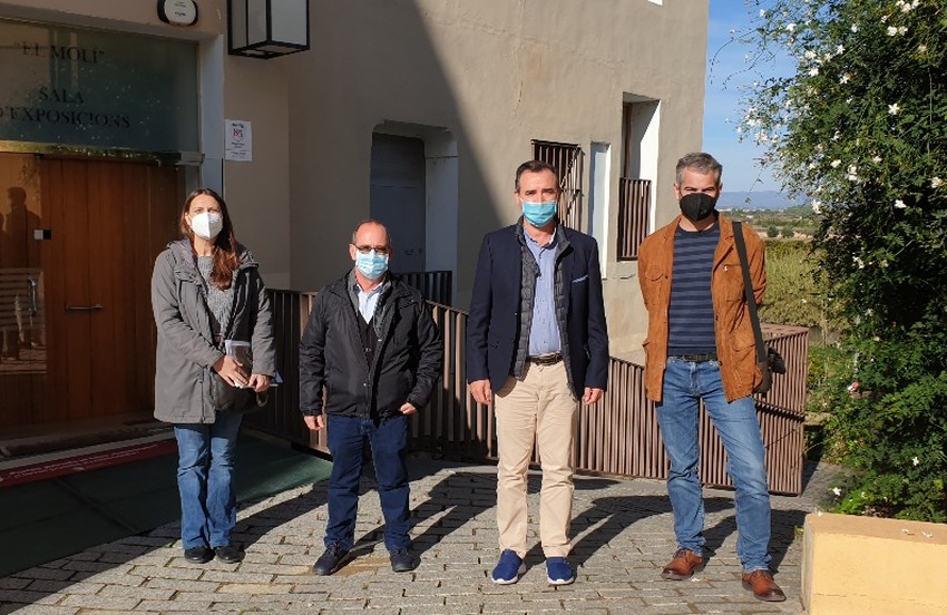 Riba-roja presenta su segunda publicaci�n sobre arbolado monumental y singular