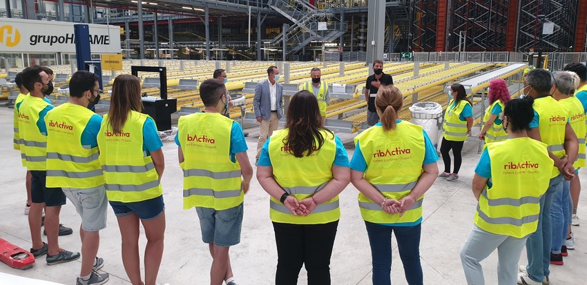 Riba-roja y Hefame inician la formaci�n de 40 profesionales en automatizaci�n de almac�n