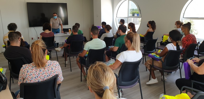 Riba-roja y Hefame inician la formaci�n de 40 profesionales en automatizaci�n de almac�n
