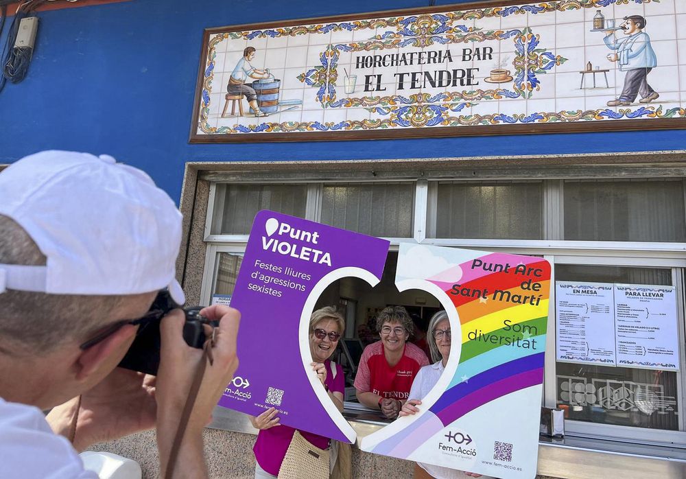 Galer�a imatges Punt Arc de Sant Mart� Mercat ambulant 13-05-2024