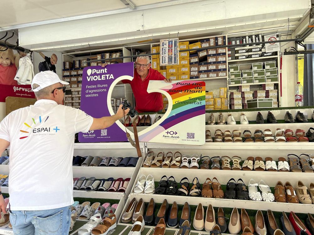 Galer�a imatges Punt Arc de Sant Mart� Mercat ambulant 13-05-2024