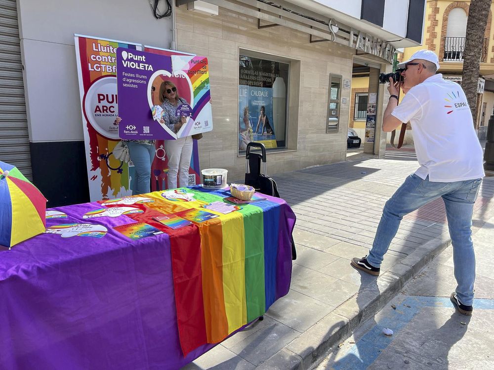 Galer�a imatges Punt Arc de Sant Mart� Mercat ambulant 13-05-2024