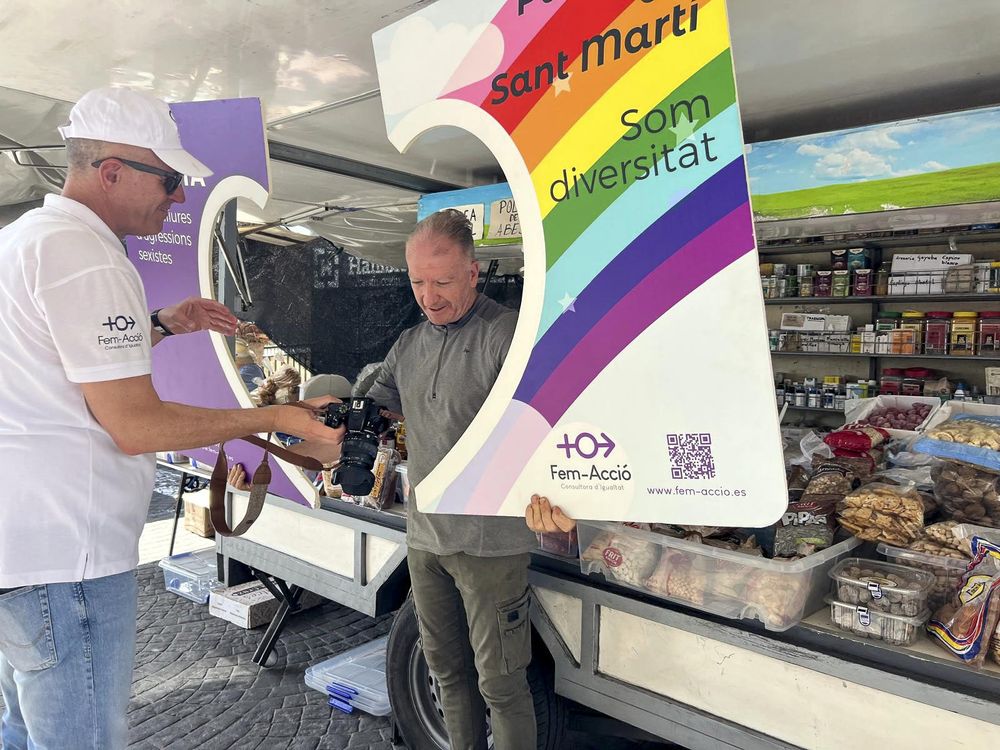 Galer�a imatges Punt Arc de Sant Mart� Mercat ambulant 13-05-2024