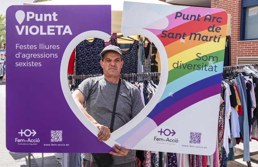 Galer�a imatges Punt Arc de Sant Mart� Mercat ambulant 13-05-2024