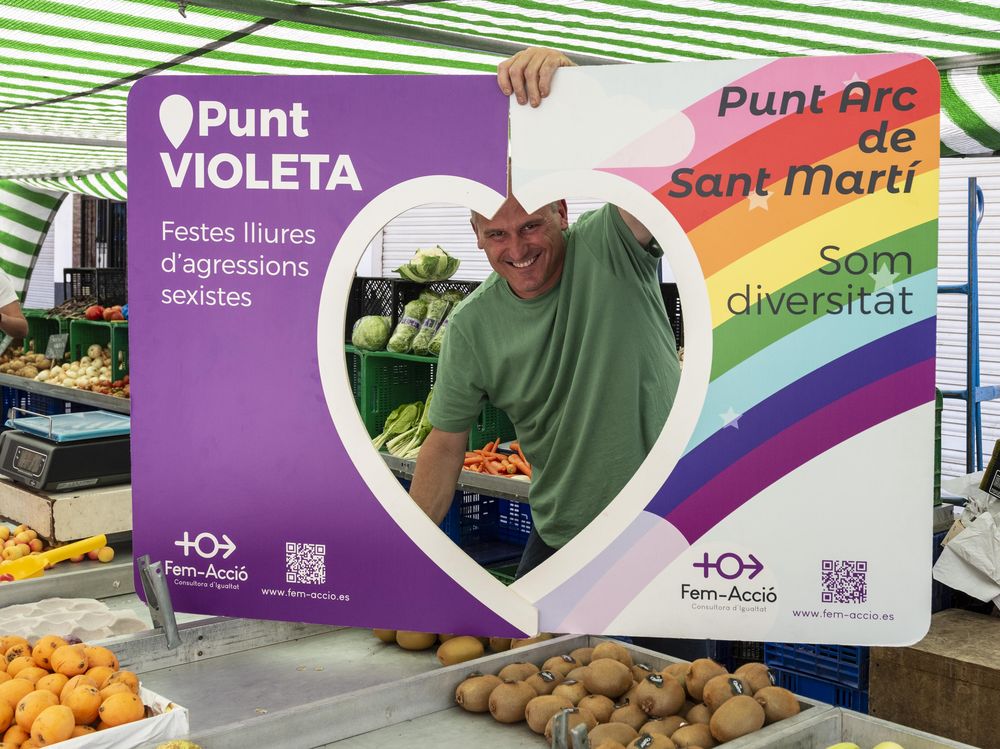 Galer�a imatges Punt Arc de Sant Mart� Mercat ambulant 13-05-2024
