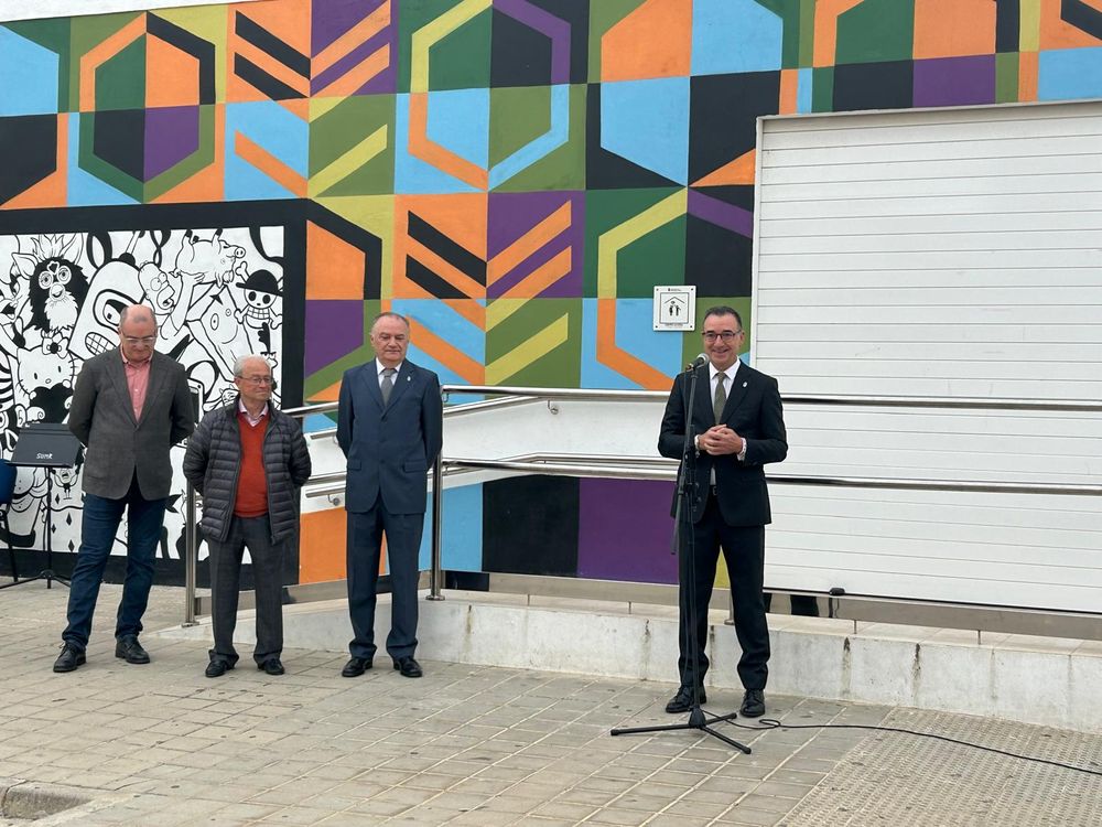 Riba-roja reconeix la trajectria de Banda Simfnica Uni Musical i inaugura una plaa amb el seu nom