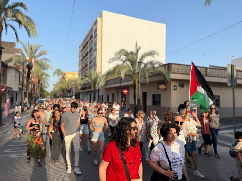 Riba-roja diu prou a la barbrie israeliana a Gaza