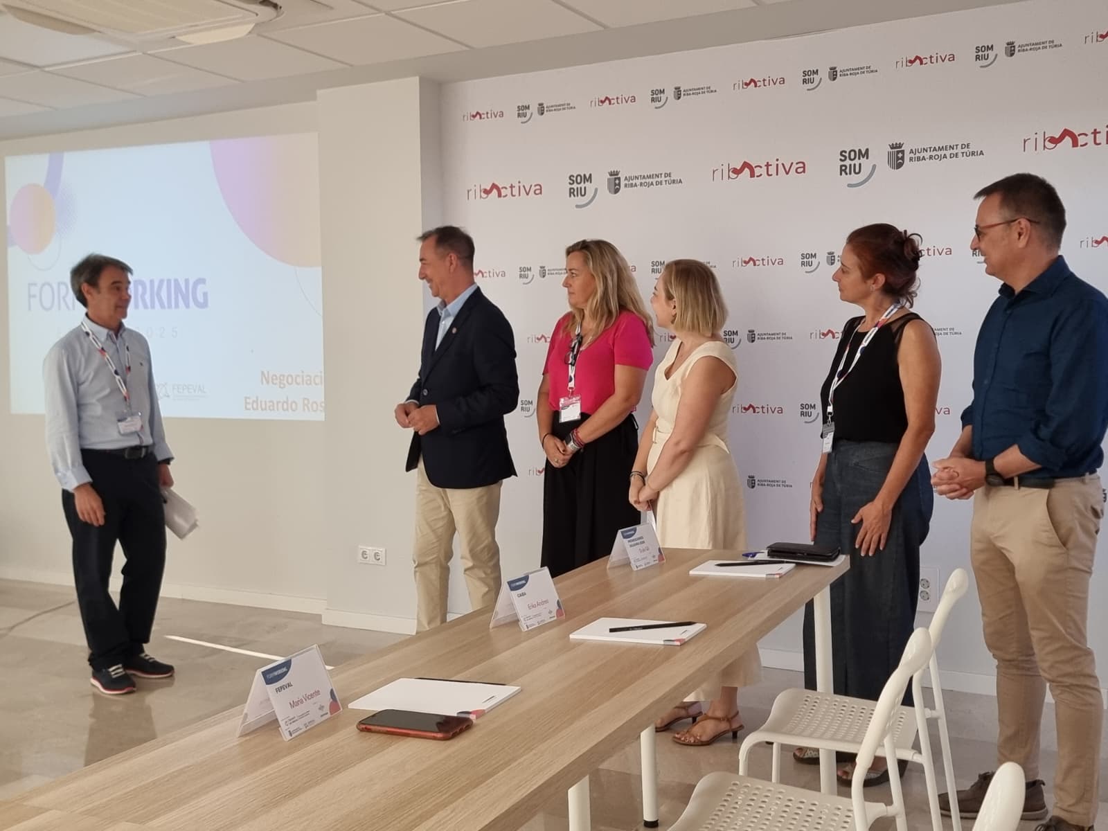 La oficina municipal Ribactiva en Riba-roja acoge la formaci�n empresarial Formworking