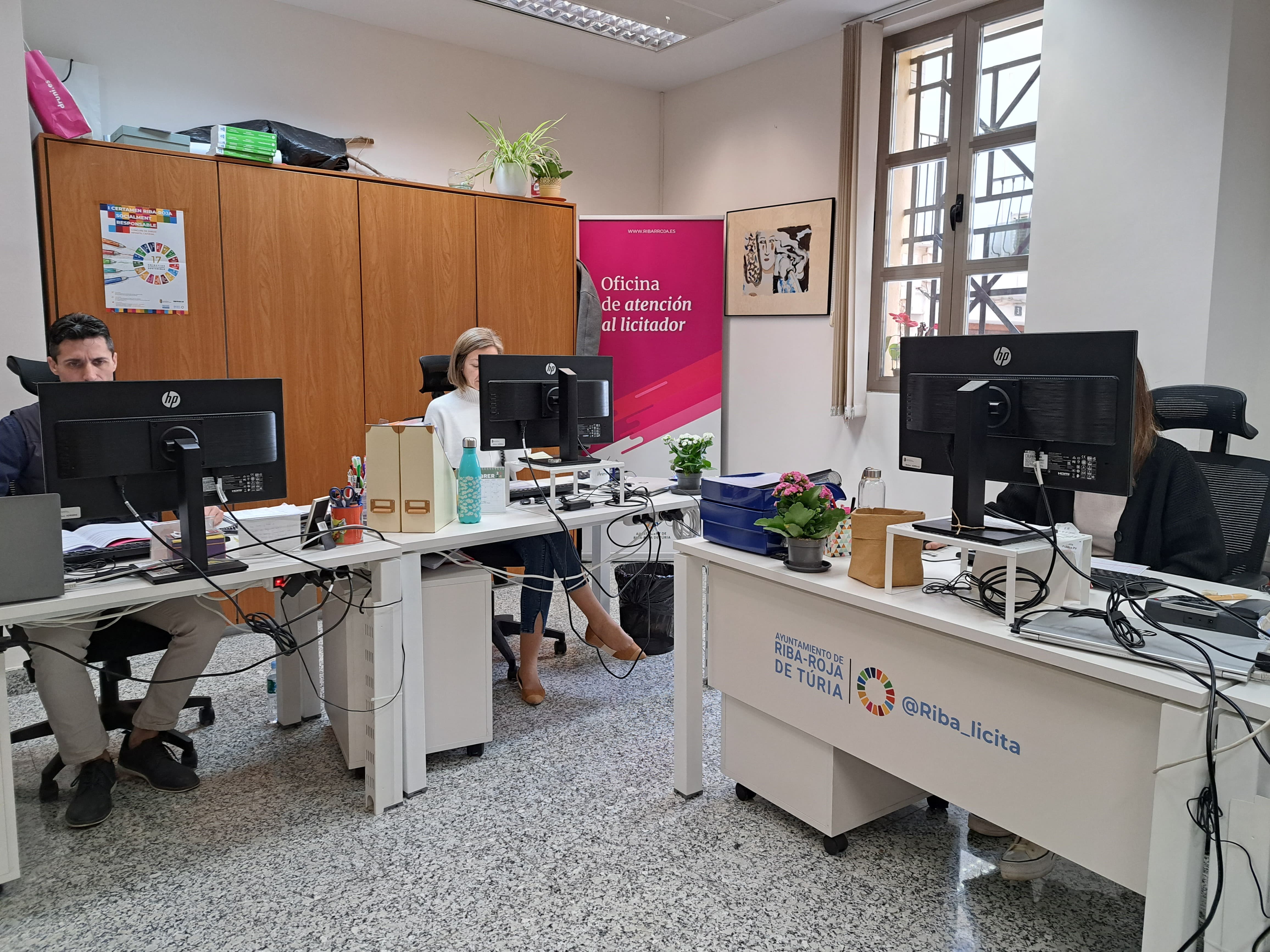 Riba-roja de T�ria aprova un pla de contractaci� p�blica de 8�8 milions d'euros per a executar 85 contractes p�blics a partir d'enguany i amb un comprom�s de 31