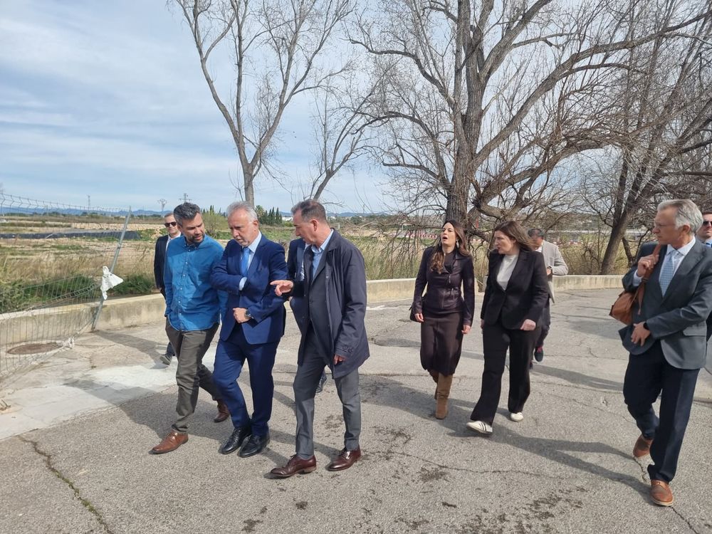 M�s de 70 alcaldes i alcaldesses assistixen en Riba-roja a la primera convocat�ria de la Comissi� Mixta per a la reconstrucci� i recuperaci� despr�s dels danys provocats per la DANA