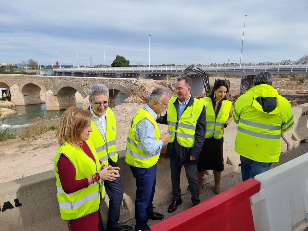 M�s de 70 alcaldes i alcaldesses assistixen en Riba-roja a la primera convocat�ria de la Comissi� Mixta per a la reconstrucci� i recuperaci� despr�s dels danys provocats per la DANA