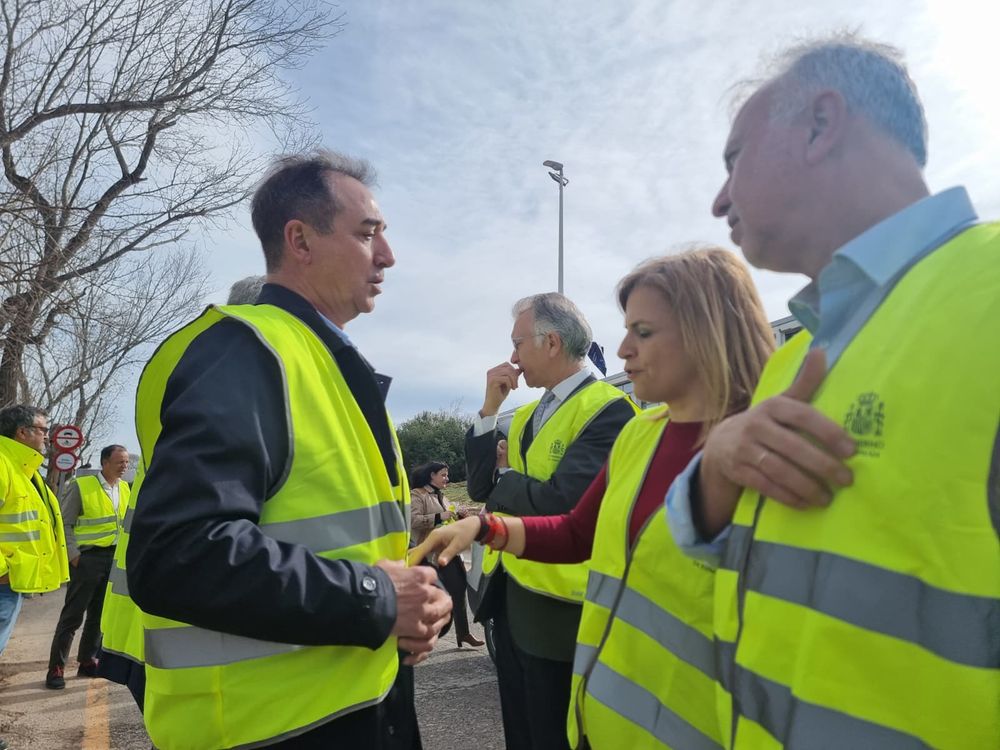 M�s de 70 alcaldes i alcaldesses assistixen en Riba-roja a la primera convocat�ria de la Comissi� Mixta per a la reconstrucci� i recuperaci� despr�s dels danys provocats per la DANA