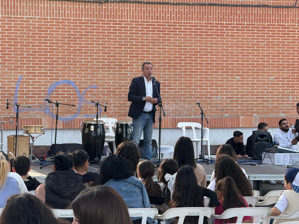 Riba-roja de T�ria conmemora el D�a Internacional del Pueblo Gitano con cultura, m�sica y compromiso social