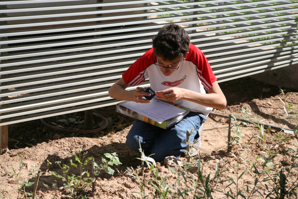 Los alumnos del IES El Quint participan en el Proyecto Riu T�ria, Aula Integral