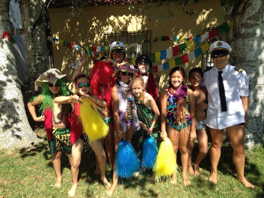 Juegos acu�ticos en la piscina municipal