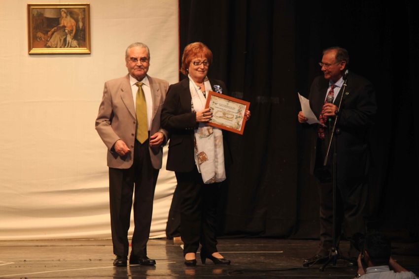 La UDP de Ribarroja del Turia homenajea las Bodas de Oro de 12 matrimonios 