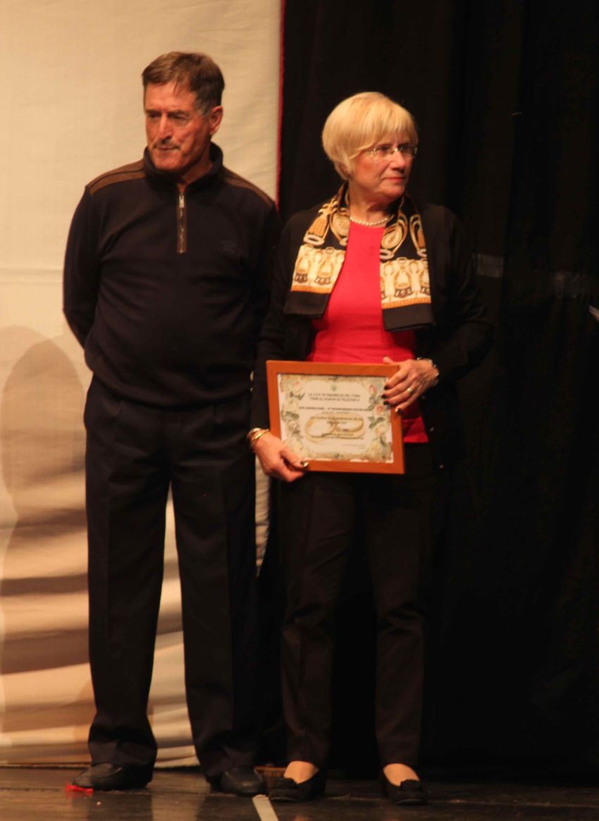 La UDP de Ribarroja del Turia homenajea las Bodas de Oro de 12 matrimonios 