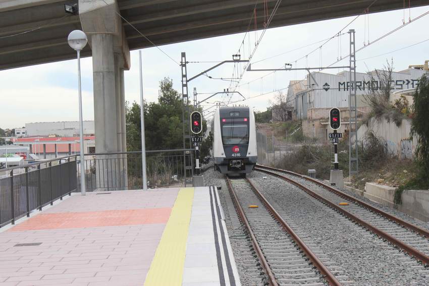 Pruebas del metro en Ribarroja del Turia