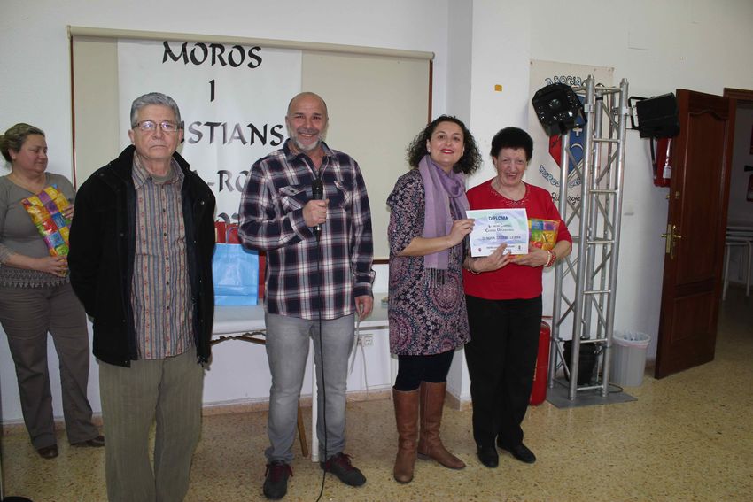 Los moros y cristianos de Ribarroja del Turia celebran la mitja festa
