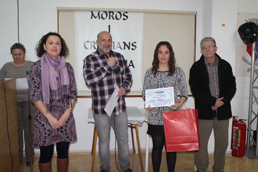 Los moros y cristianos de Ribarroja del Turia celebran la mitja festa