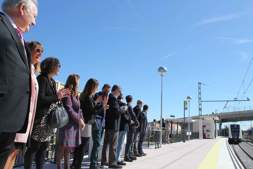 Se inaugura la nueva l�nea de metro de Ribarroja del Turia