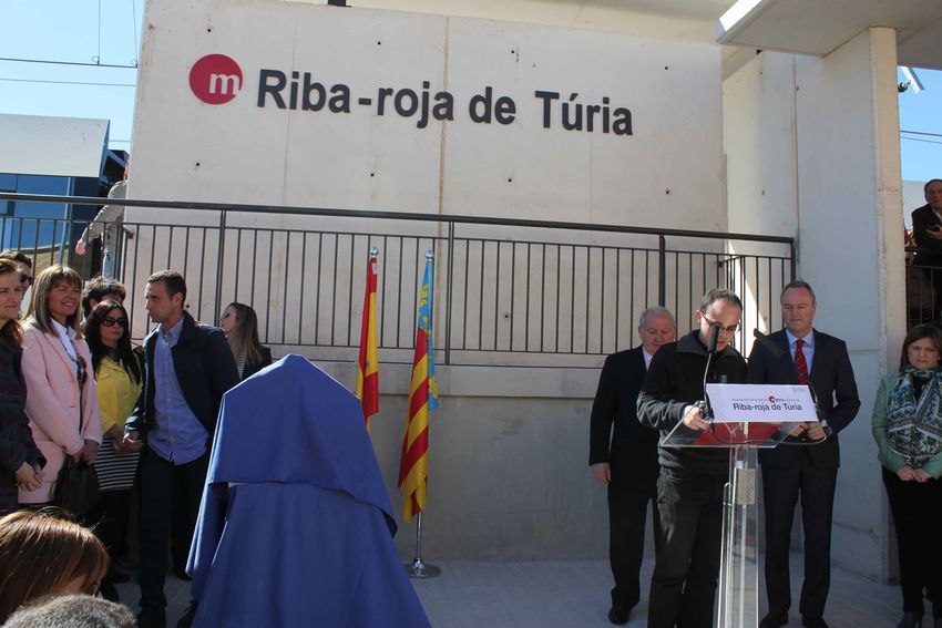 Se inaugura la nueva l�nea de metro de Ribarroja del Turia
