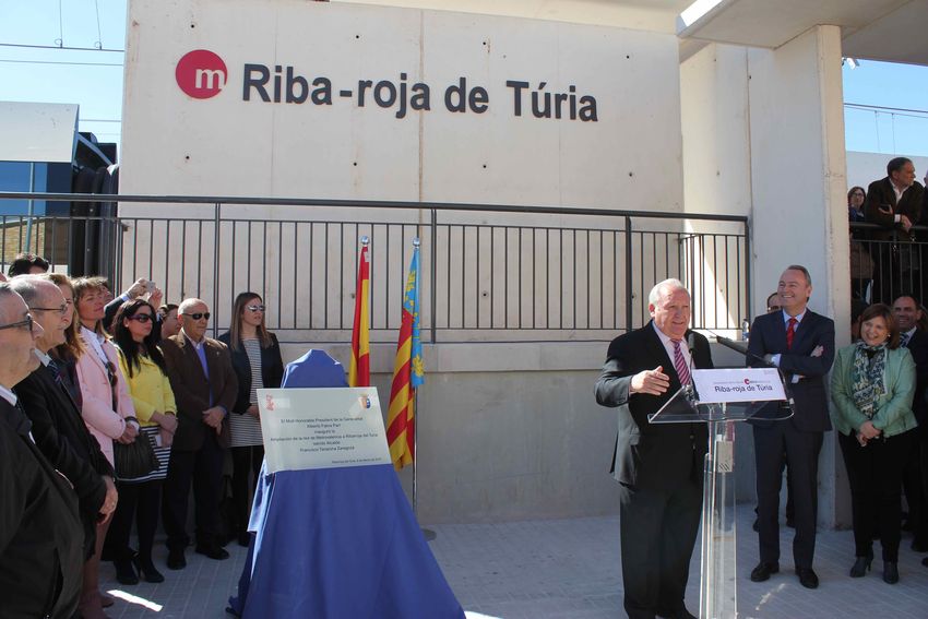 Se inaugura la nueva l�nea de metro de Ribarroja del Turia