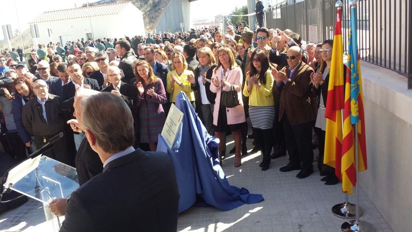Se inaugura la nueva l�nea de metro de Ribarroja del Turia