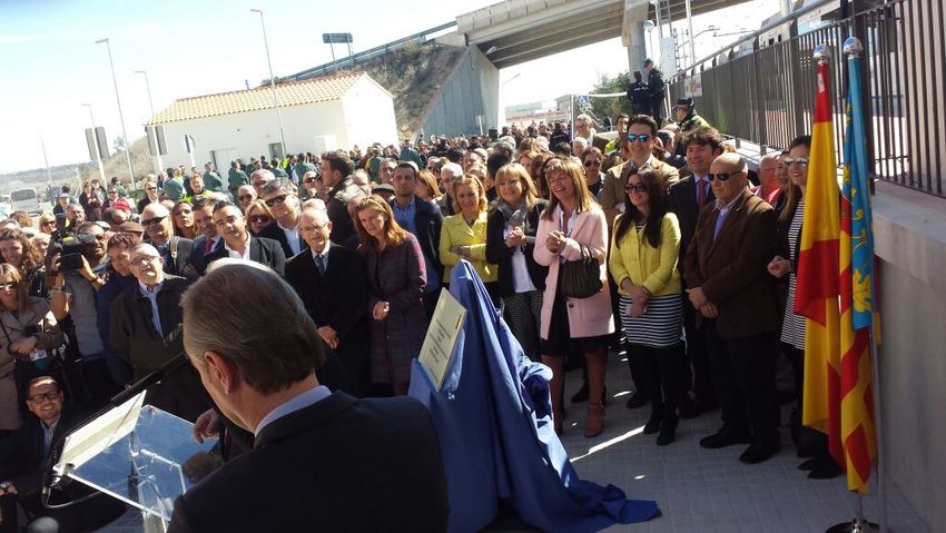 Se inaugura la nueva l�nea de metro de Ribarroja del Turia