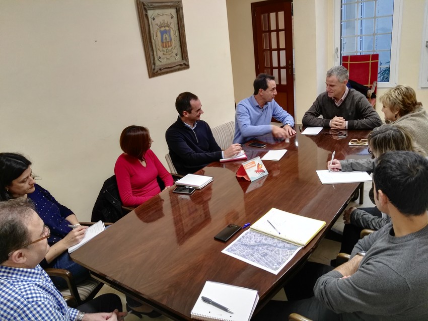 Els Ajuntaments de Riba-roja i l'Eliana es reunixen per a conveniar serveis comuns i optimitzar inversions