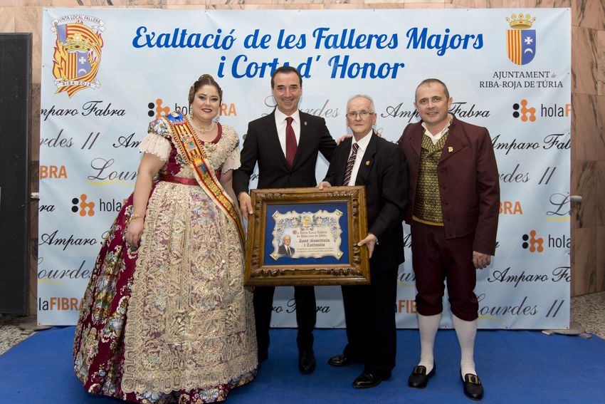 Riba-roja va exaltar les seues Falleres Majors per a 2017