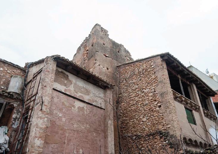 Riba-roja compra una casa antigua que contiene una torre �rabe del siglo XI y unos refugios de la guerra civil para destinarlo a uso tur�stico